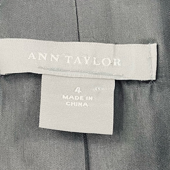 Ann Taylor Classic Charcoal Pinstripe Pocketed Button Front Cuff Blazer Office - Picture 8 of 8